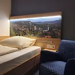 Hotel Akademiehotel 2*