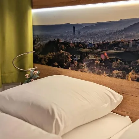 Akademiehotel Отель Ена