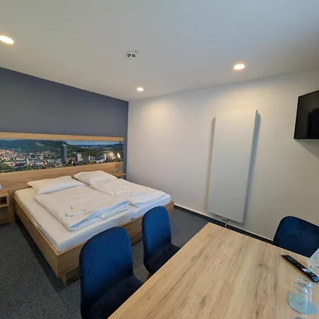Akademiehotel 2*