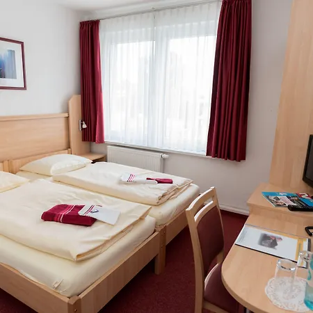 Akademiehotel 2*