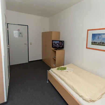 ホテル Akademiehotel