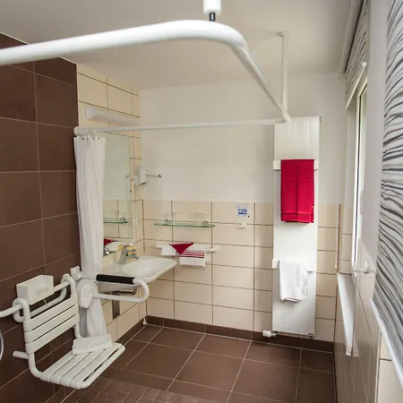 ホテル Akademiehotel