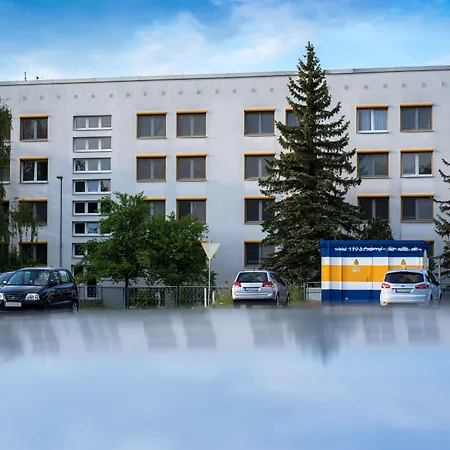 Akademiehotel Otel 2*