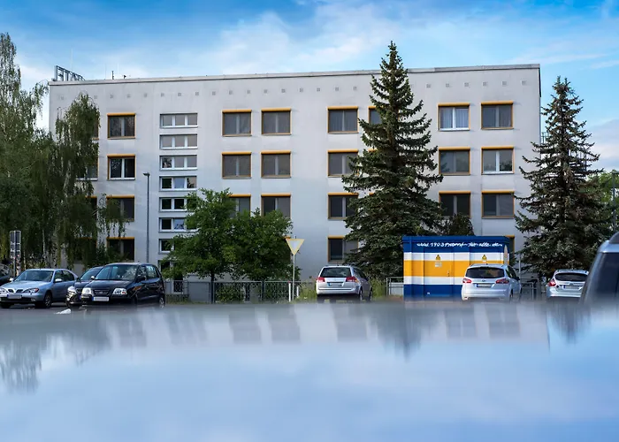 Akademiehotel Otel 2*